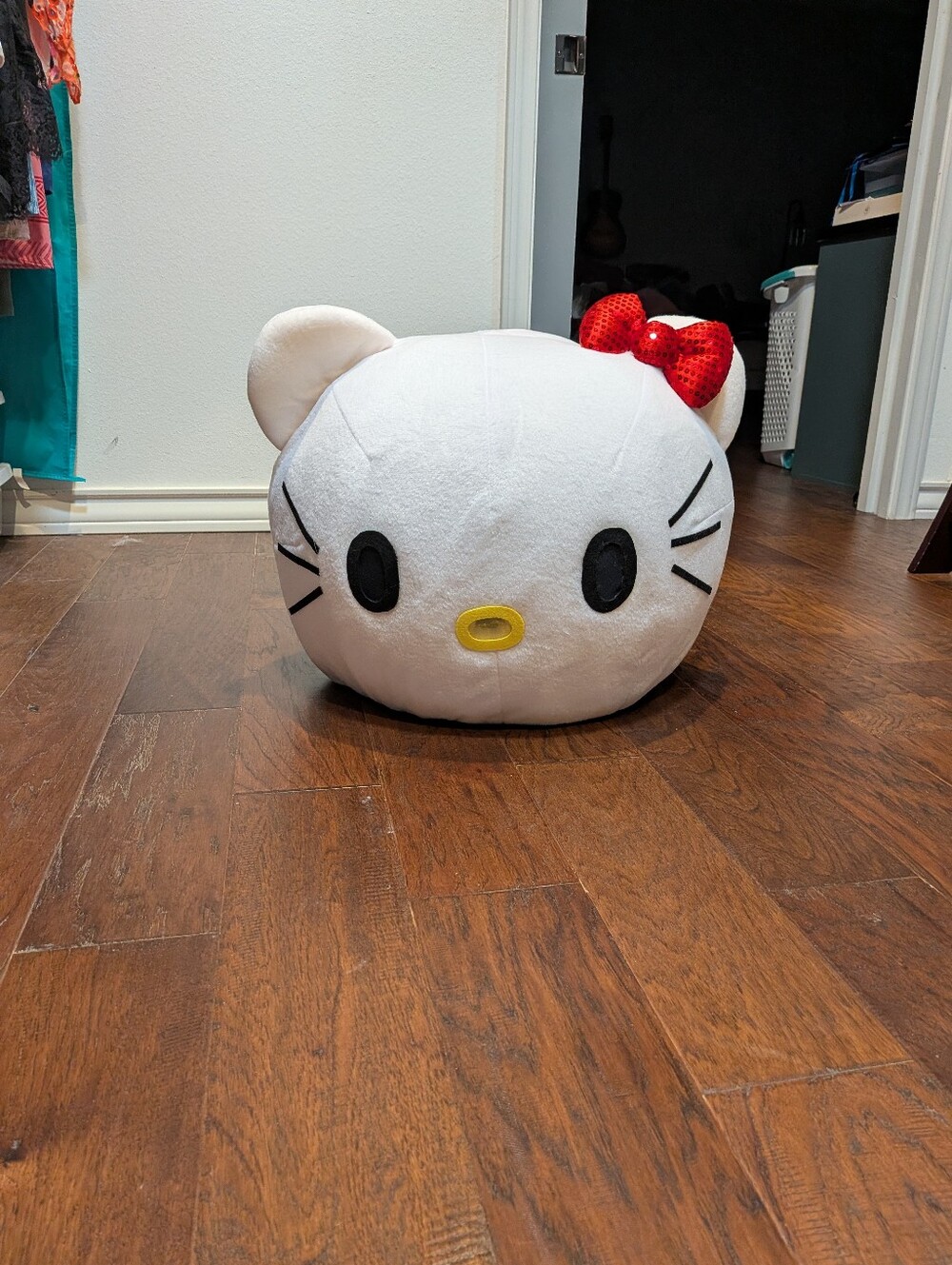 HELLO KITTY MASCOT COSTUME - Picture 15 of 16